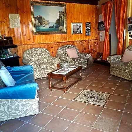 فندق مبيت وإفطار Corso Italo Balbo 3*