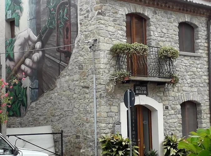 Corso Italo Balbo 3*